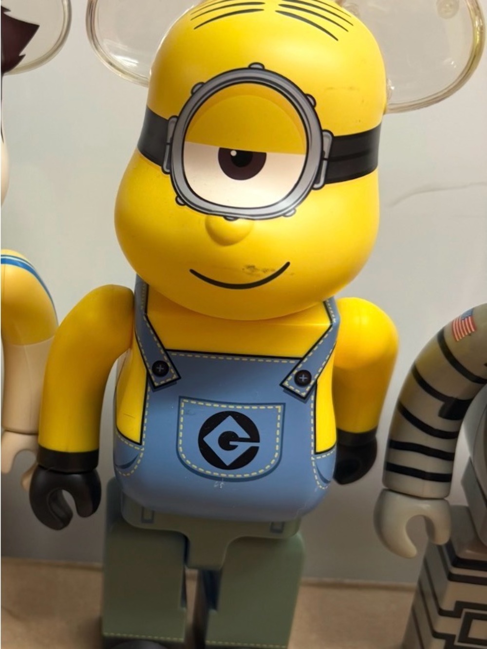 Minions Stuart BE@RBRICK Style Large Collectible Figure Despicable Me